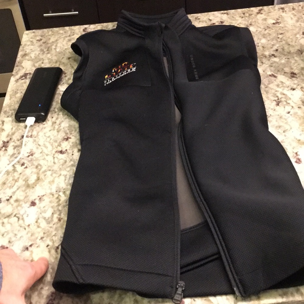 Under armour golf vest. Storm, large, cold gear